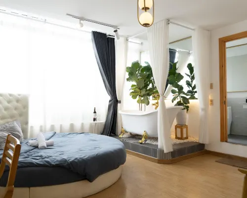 AMIGO Luxury Palace - Near Dalat Night Market Hotels in Dalat