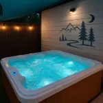 New Home-Hot Tub-GameRoom-Pool Table-10Min to DFW Airport-12 Min from Downtown