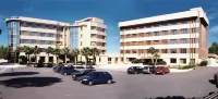 Hotel President - parking