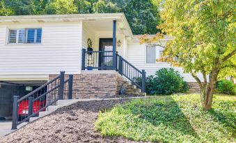 Luxurious Morgantown Retreat w/ Stunning Views!