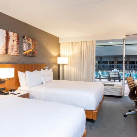 Sonesta Hotel Grand Rapids Airport