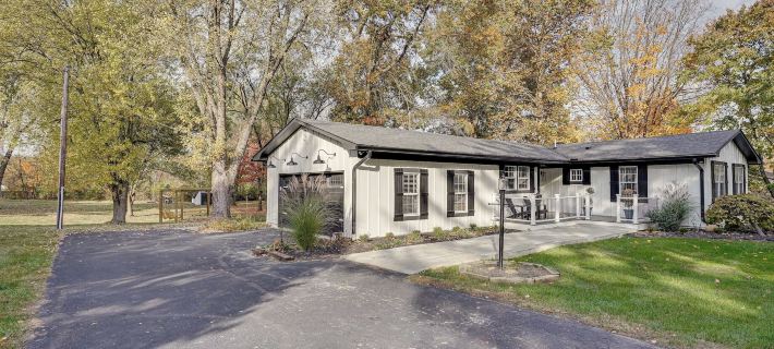 Powell Home w/ Fire Pit - 5 Mi to Columbus Zoo! Hotels in Delaware County