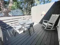 Beautiful 2BR Condo in Homewood next to SOHO