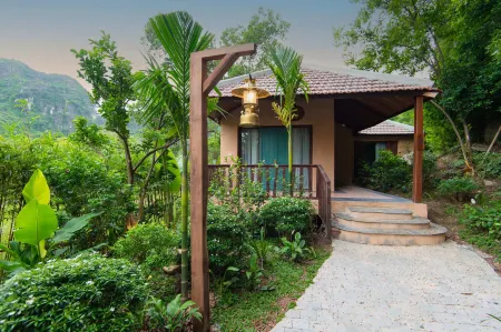 Aman Retreat Ninh Binh Отели рядом с достопримечательностью «Trang An Grottoes»