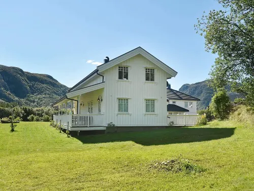 8 person holiday home in Oksvoll - 2-Star