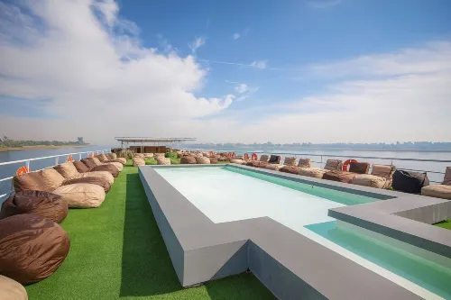 나일 크루즈 로얄 퀸 2, 매주 수요일 아스완 출발 3박, 매주 토요일 룩소르 출발 4박