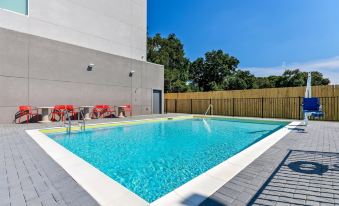 Tru by Hilton Pensacola I-10 North Davis Highway