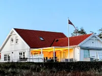 5 star holiday home in ENGELSVIKEN -  Privatzimmer