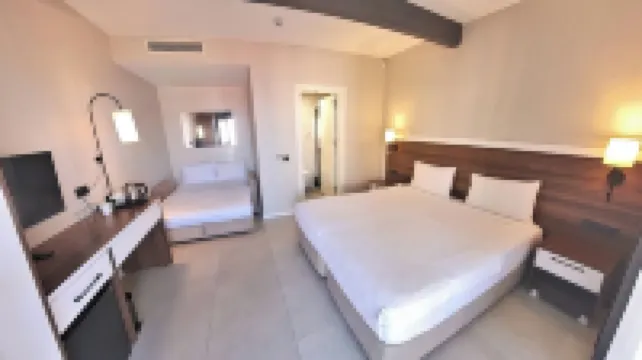 Lulubay Rooms & Suites Hotels in Kadinlar Denizi Mahallesi