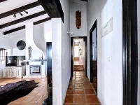 Spacious Retreat with Games