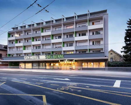 シティ ホテル ビエル ビエンヌ ビールのホテル