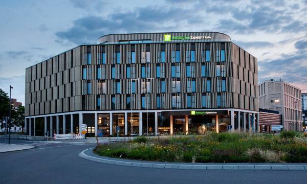 Holiday Inn Express & Suites Monheim AM Rhein by IHG