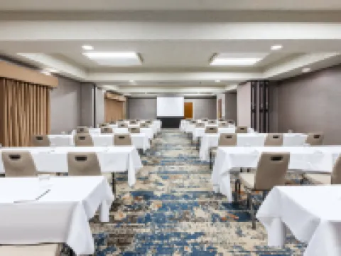 Crowne Plaza COLUMBUS NORTH- WORTHINGTON by IHG Hotels in Columbus