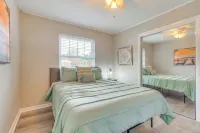 Foosball Games & Al Fresco Dining: Pensacola Home! - Pools