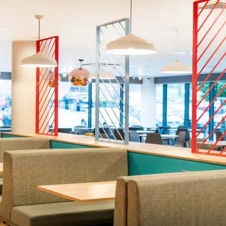 Holiday Inn LONDON - LUTON AIRPORT by IHG