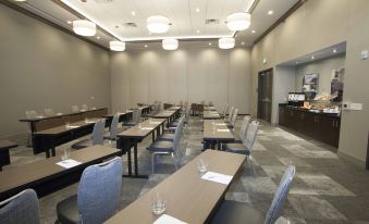 Hampton Inn & Suites St. Paul Downtown