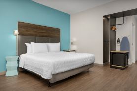 Tru by Hilton Jacksonville West I 295