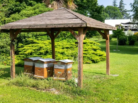 Novotel Grenoble Nord Voreppe Отели в г. Ла Сюр ан Шартрёз