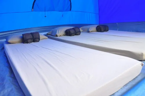 Bravo Adventure Glamping Hotels in Cikidang