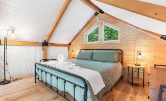 Hidden Hollow - Desirable Ozark Glamping!