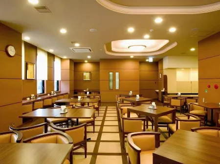 Hotel Route-Inn Kumamoto Ekimae Отели рядом со станцией Nishi-Kumamoto Railway Station