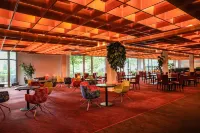 Bettenburg Hotel & Hostel