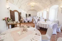 Zámek Kolštejn - Hotel Chateau Goldenstein - breakfast