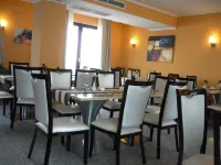 Naam Hotel & Apartments Frankfurt City-Messe Airport - Bữa sáng