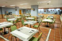 Faranda Alisas, Ascend Hotel Collection - breakfast