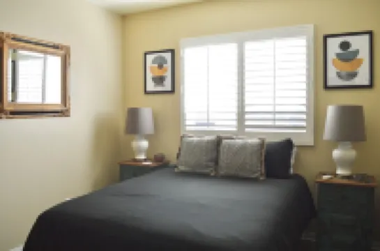 Resort Style Home- Pool Table- Walking Distance to Coachella Fest & Stagecoach