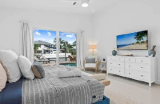 濱水綠洲 帶加熱泳池、遊戲室和健身房