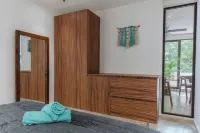 Modern and Bright Rooftop Pools gym Cowork