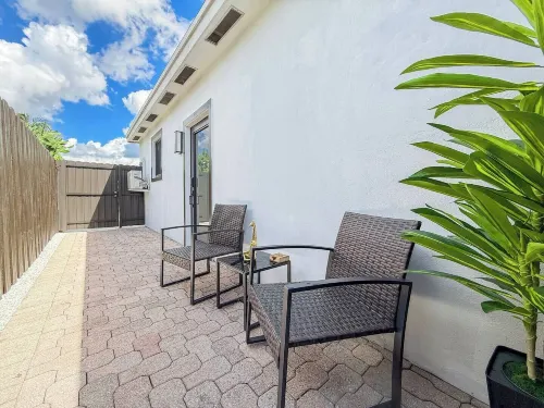 Luxury Suite Studio With Kitchen Spa Shower