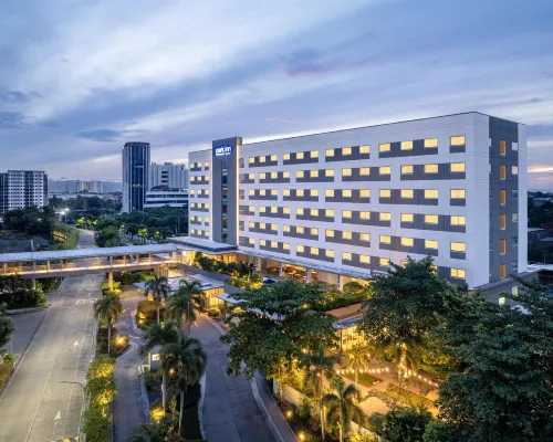 Park Inn by Radisson Davao Hotels in Davao City