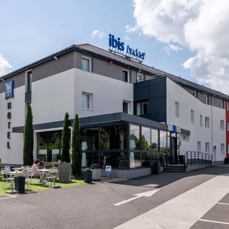 Ibis Budget Mâcon Crêches Отели в г. Шентре