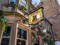 The Lane Hotel Hotels near Morningside