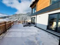 Chalet apartment with panoramic mountain views at the foot of the Zugspitze Hotels in Ehrwald