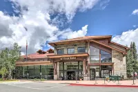 Luxurious Ski-in/Ski-Out Telluride Penthouse! - parking