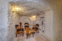 Rose Moon Cave