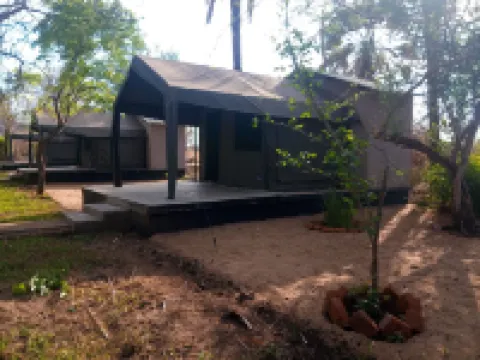 Royal South Luangwa Safaris Lodge Hotels in Mambwe