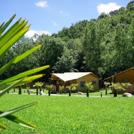 Glamping Can Bora Lodges
