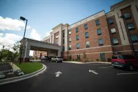 Hampton Inn & Suites Hartsville - Parkplatz