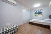 Gapyeong Santorini Pension - Spa