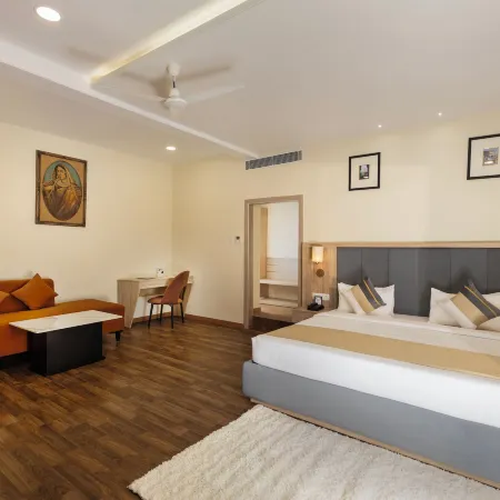 Asar Capoors Hotel Hazratganj by Orion Hotels