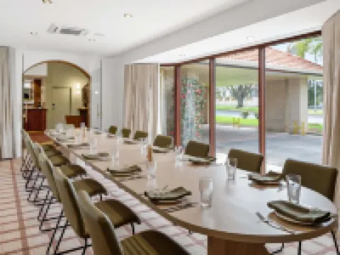 Mantra Mount Gambier