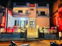 hotel gokul Hotels in Khargone