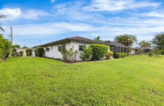 河濱住宅，帶私人碼頭、泳池和海灘 麥格雷戈酒店