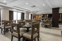 Holiday Inn SAVANNAH S - I-95 GATEWAY by IHG - Bữa sáng