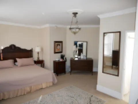 Turkey Hill Inn Hotels in Summit