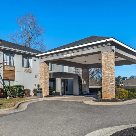Country Inn & Suites by Radisson, Shelby, NC